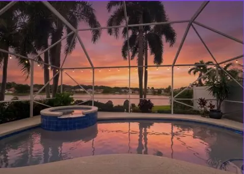 7960 La Rose Ct, Lake Worth, FL 33467