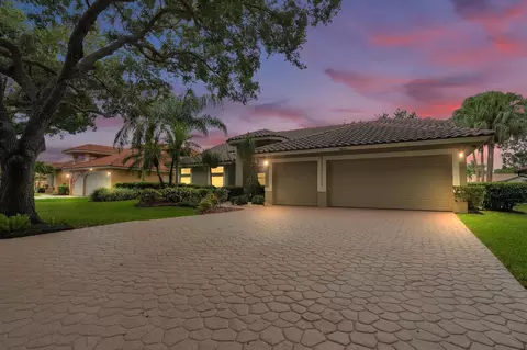 4850 NW 95th Dr, Coral Springs, FL 33076