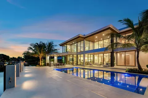 2400 Barcelona Dr, Fort Lauderdale, FL 33301