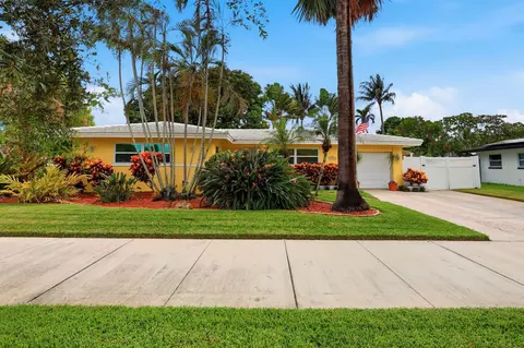 499 SW 12th Ave, Boca Raton, FL 33486