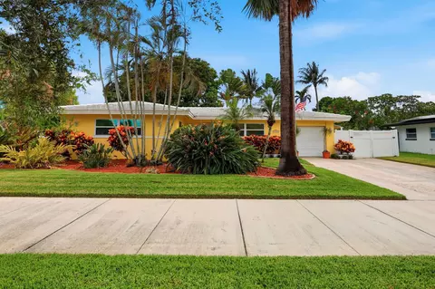 499 SW 12th Ave, Boca Raton, FL 33486