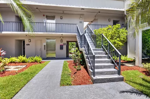 174 Capri D E #174, Delray Beach, FL 33484