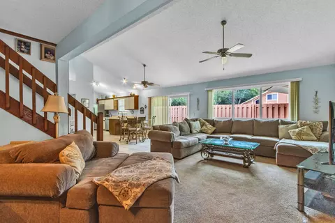 Living - 111 Maplecrest Cir, Jupiter, FL 33458 photo 3 of 3