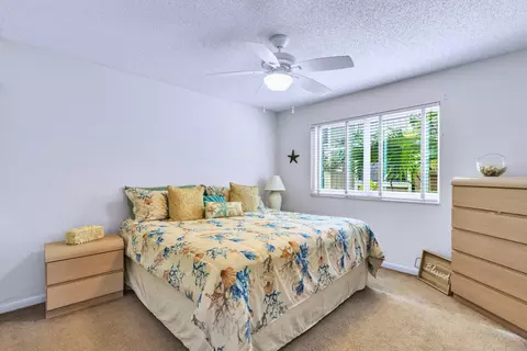 Bedroom - 111 Maplecrest Cir, Jupiter, FL 33458 photo 3 of 6