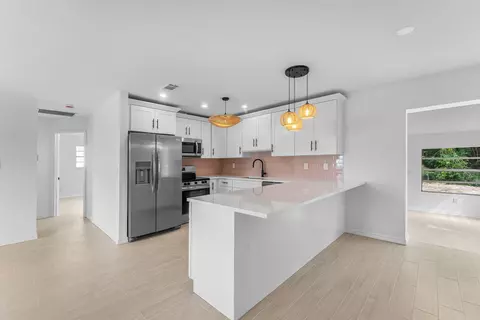 6185 SE Audubon Ln, Hobe Sound, FL 33455