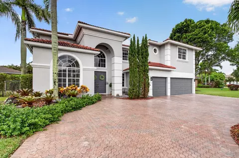 577 NW 120th Dr, Coral Springs, FL 33071