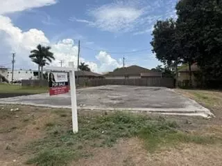 4 SW Sw St, Belle Glade, FL 33430