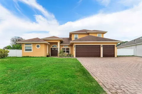 6112 NW Ginger Ln, Port Saint Lucie, FL 34986