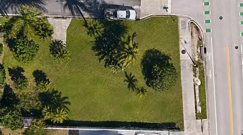 300 Churchill Rd, West Palm Beach, FL 33405