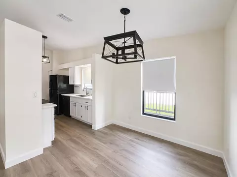 Dining - 1228 Chippewa St, Jupiter, FL 33458 photo 1 of 1