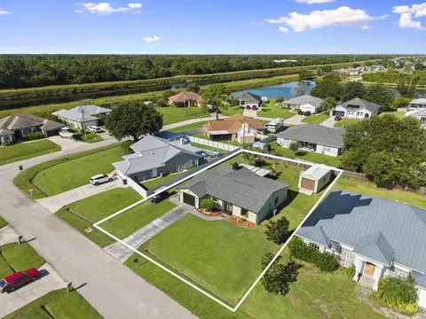 4682 SW Pearl St, Port Saint Lucie, FL 34953