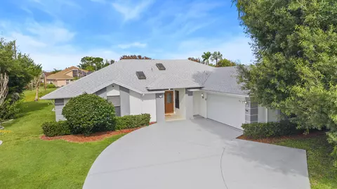 5400 NW Emblem St, Port Saint Lucie, FL 34983