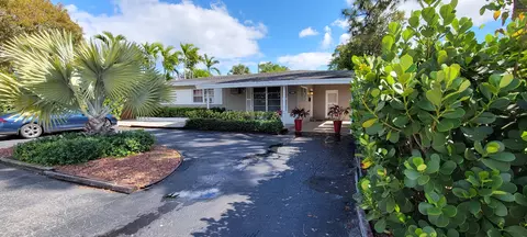 1000 NE 17th Ct, Fort Lauderdale, FL 33305