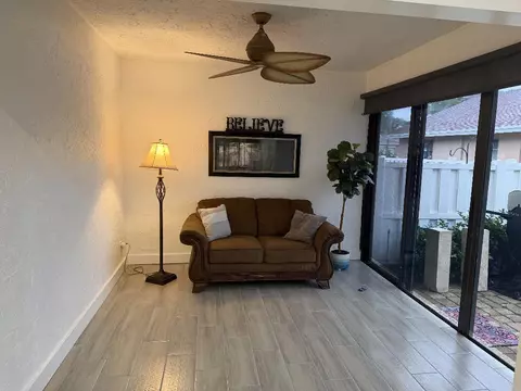 8182 Springtree Rd, Boca Raton, FL 33496 photo 2