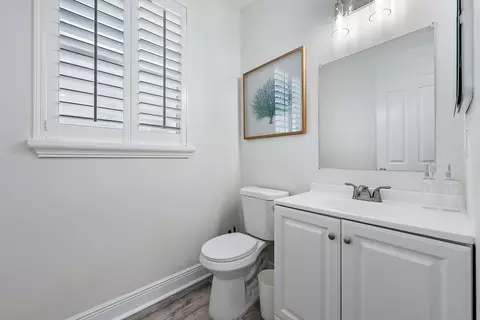 Bath - 4225 E Main St, Jupiter, FL 33458 photo 2 of 4