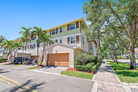 Exterior - 4225 E Main St, Jupiter, FL 33458 photo 5 of 5