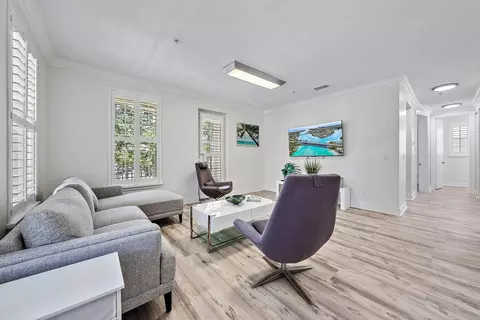 Living - 4225 E Main St, Jupiter, FL 33458 photo 3 of 4