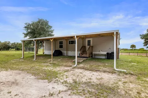 Exterior - 22382 NW 286th St, Okeechobee, FL 34972 photo 4 of 4