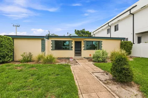 1344 NE 13th Ave, Fort Lauderdale, FL 33304