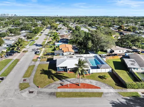 1900 SW 33rd Ave, Fort Lauderdale, FL 33312