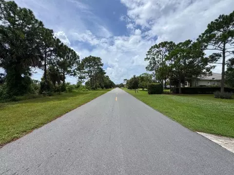 View/Area - 18554 SE Old Trail Dr E, Jupiter, FL 33478 photo 1 of 2