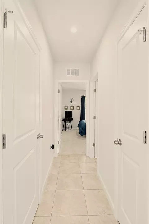 Entry Way - 274 Raspberry Rd, Fort Pierce, FL 34981 photo 4 of 5
