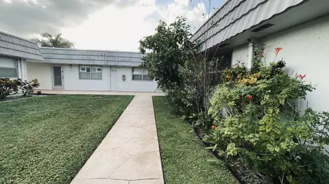 Exterior - 166 Valencia G Dr #166, Delray Beach, FL 33446 photo 4 of 7