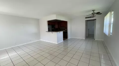 Living - 166 Valencia G Dr #166, Delray Beach, FL 33446 photo 4 of 5