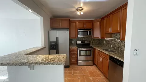 Kitchen - 166 Valencia G Dr #166, Delray Beach, FL 33446 photo 2 of 2