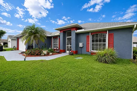 5951 NW Brenda Cir, Port Saint Lucie, FL 34986