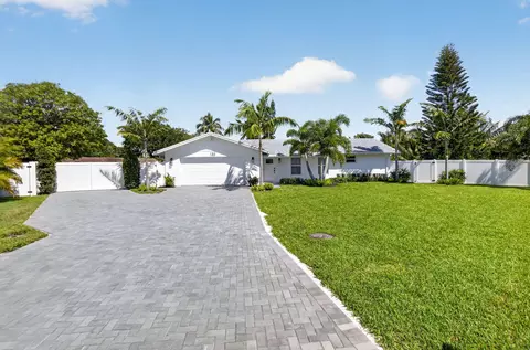 135 SE 28th Ct, Boynton Beach, FL 33435