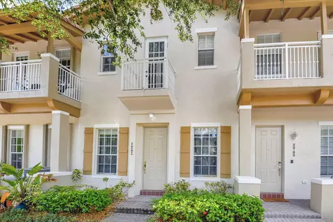 608 NW 25th Ave, Boynton Beach, FL 33426