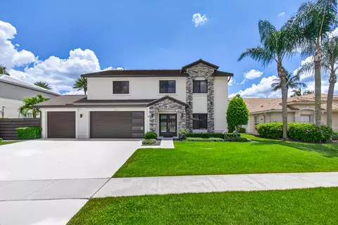 3725 Cypress Lake Dr, Lake Worth, FL 33467