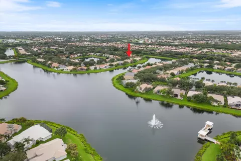 6830 Fiji Cir, Boynton Beach, FL 33437