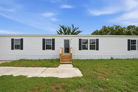 2130 SE 25th Dr, Okeechobee, FL 34974 photo 2