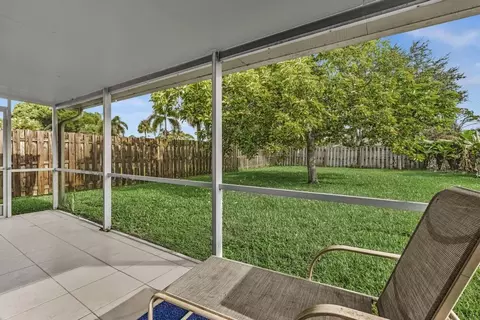 Exterior - 6811 2nd St, Jupiter, FL 33458 photo 4 of 4