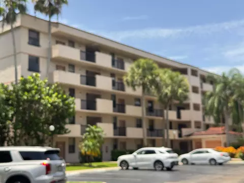 2766 S Carambola Cir S #406, Coconut Creek, FL 33066