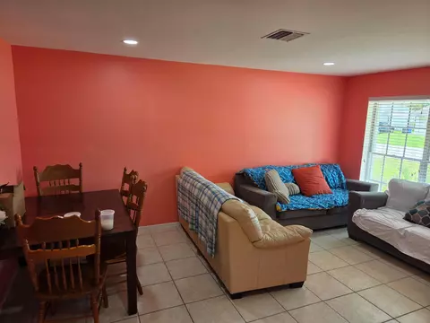 Living - 276 SE Norfolk Blvd, Stuart, FL 34997 photo 1 of 1
