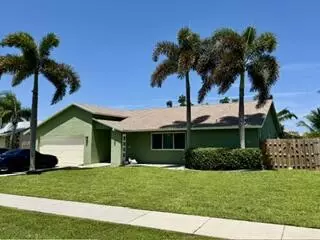 6120 Silver Oak Dr, Lake Worth, FL 33467