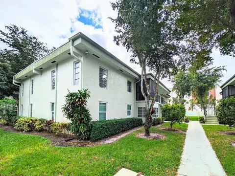 7515 S Oriole Blvd #203, Delray Beach, FL 33446
