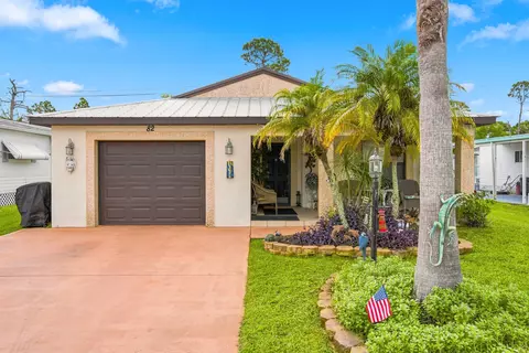 82 Mediterranean Blvd E, Port Saint Lucie, FL 34952
