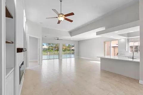 7813 Quida Dr, West Palm Beach, FL 33411