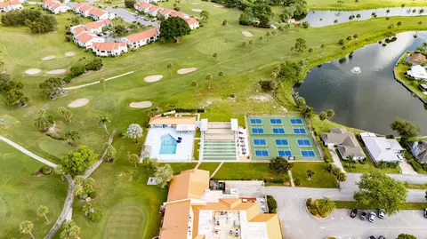 View/Area - 5355 SE Miles Grant Rd #114, Stuart, FL 34997 photo 3 of 4