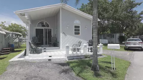2773 NW 29th Pl, Oakland Park, FL 33311