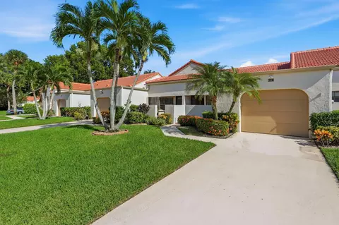 5887 Parkwalk Cir W, Boynton Beach, FL 33472