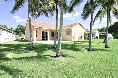 853 Sand Creek Cir, Weston, FL 33327