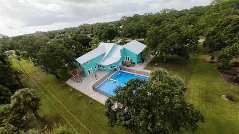 5850 34th Ln, Vero Beach, FL 32966