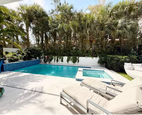 Exterior - 402 Ocean One Ln, Juno Beach, FL 33408 photo 6 of 8