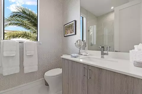 Bath - 402 Ocean One Ln, Juno Beach, FL 33408 photo 4 of 8