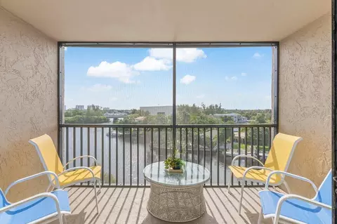 13 Royal Palm Way #602, Boca Raton, FL 33432